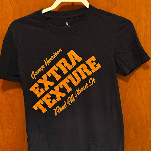 🎵 George Harrison “Extra Texture” Album Tee – Size Small – Black/Orange 🎵 - Picture 1 of 3